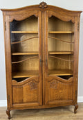 Bookcase Vintage French Louis XIV Style Oak Display Cabinet Sideboard LOT 63590