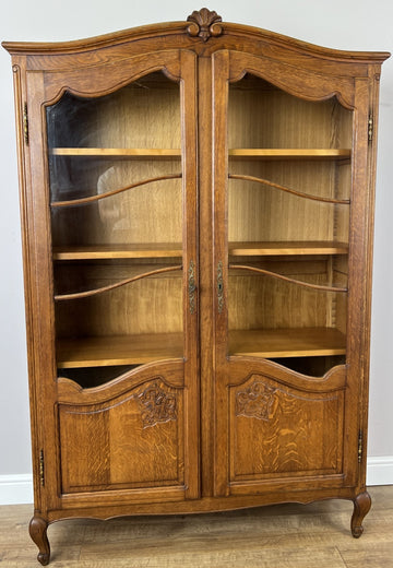 Bookcase Vintage French Louis XIV Style Oak Display Cabinet Sideboard LOT 63590