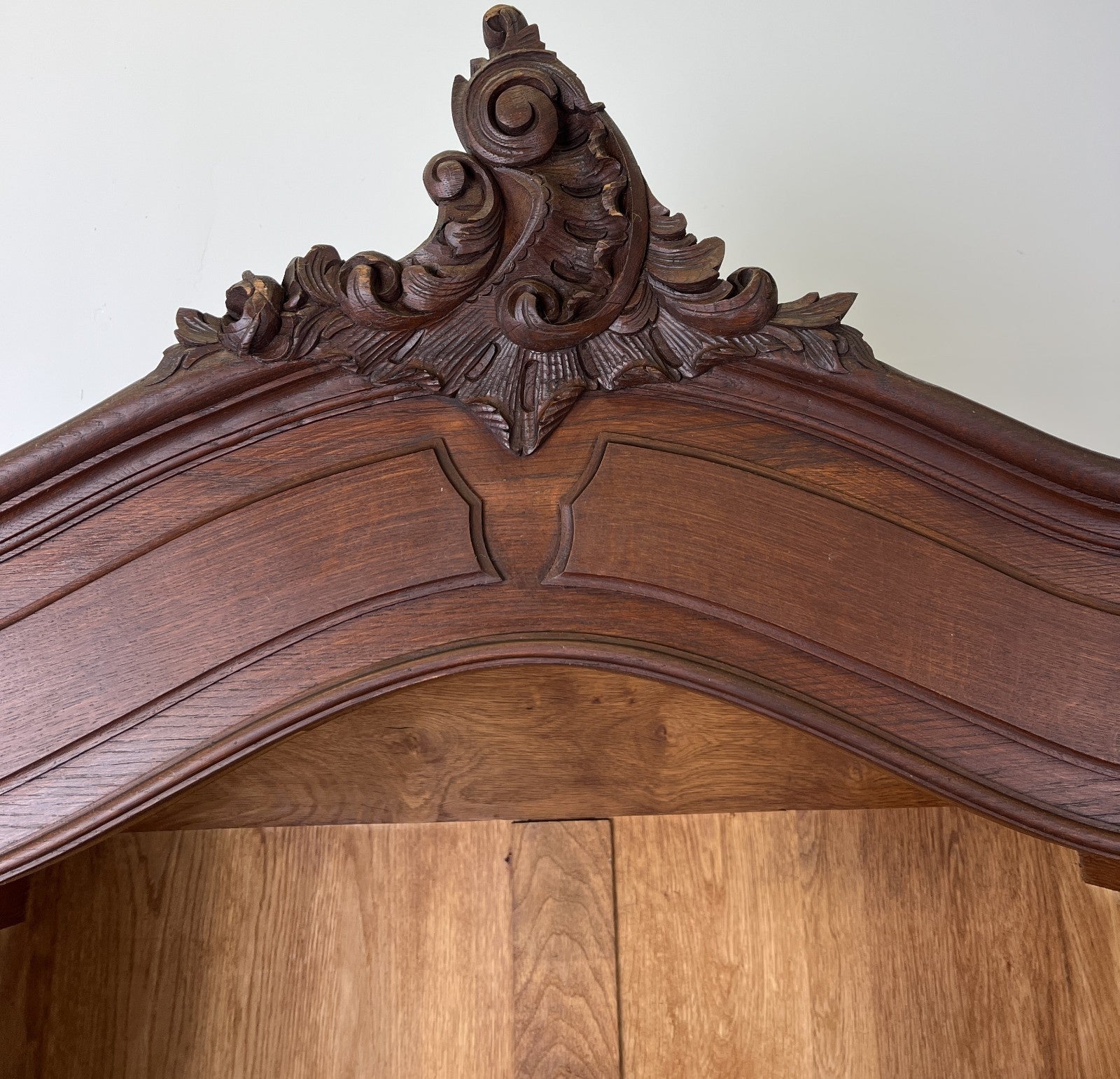Bookcase Antique French Style Oak Display Cabinet Carved Sideboard LOT 61554