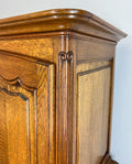 Cabinet Vintage French Louis XIV Style Cabriole Legs Carved Sideboard LOT 291710