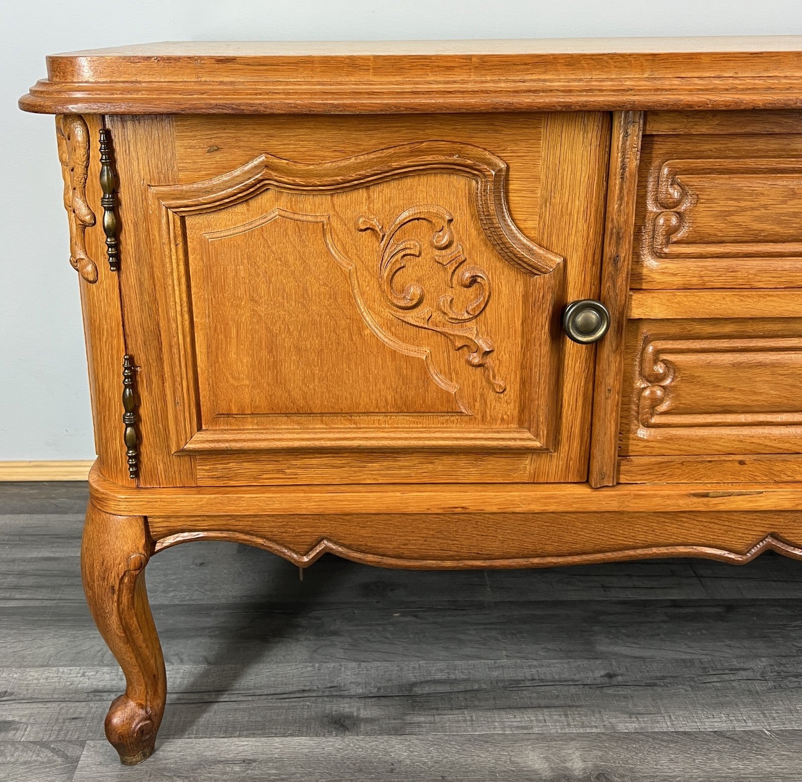 Cabinet Vintage French Louis XVI Style Carved Sideboard Buffet Cupboard Lot 44844