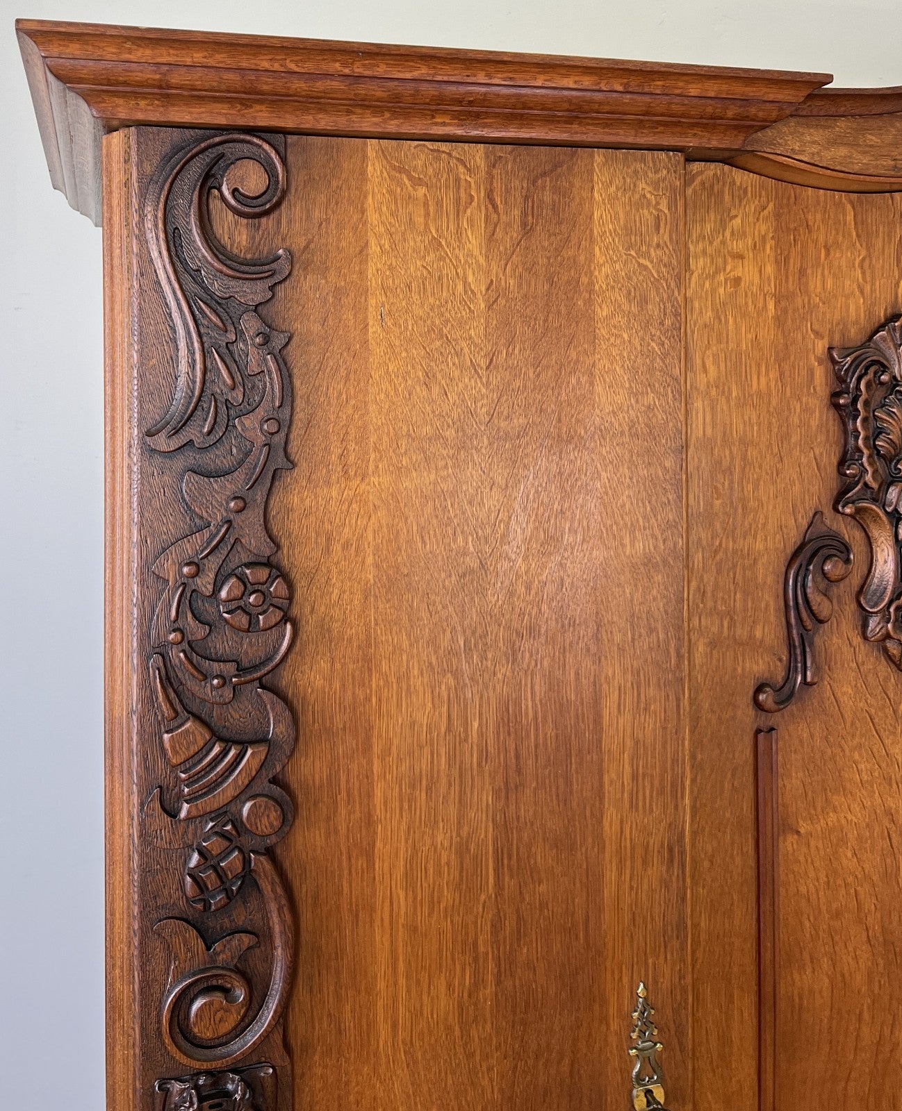 Wardrobe Vintage French Style Four Door Carved Armoire Cabinet LOT 61473