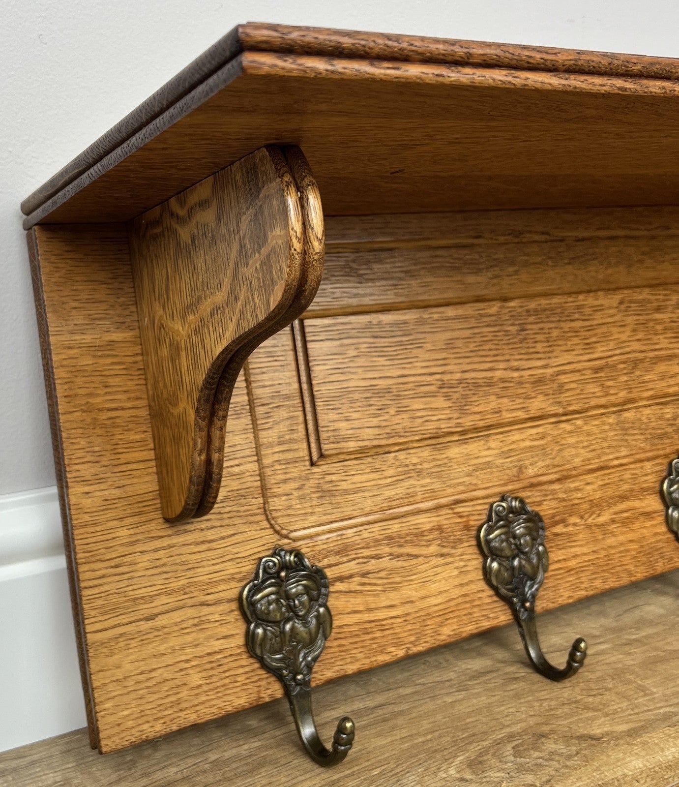 Coat Rack Vintage French Oak Wall Mounted 5 Hooks Carved Rack Hanger LOT 62037