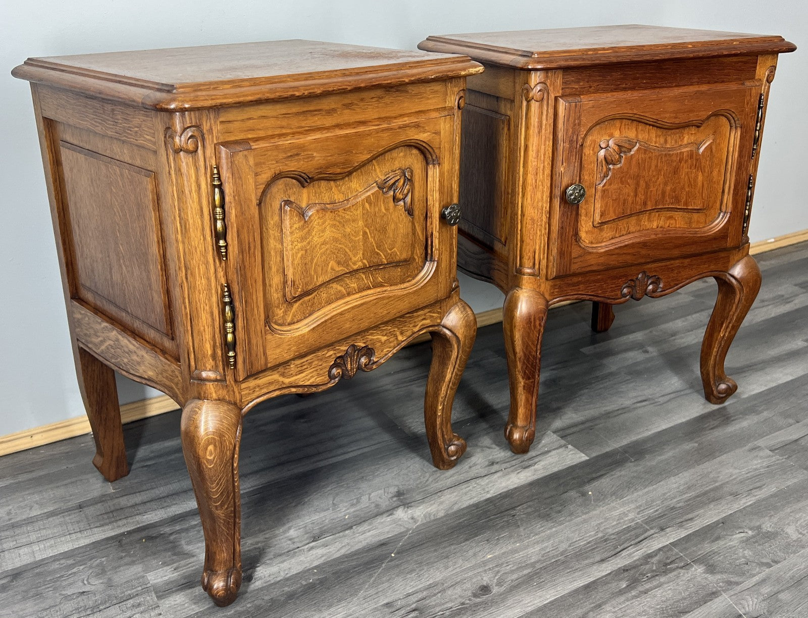 Pair of Bedside Tables Vintage French Louis Oak  Nightstands Cabinets LOT 44411