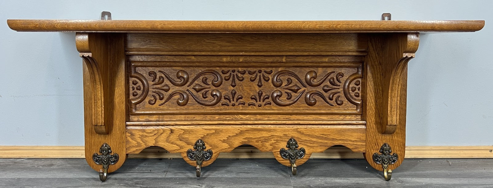 French Vintage Style Coat Rack Oak 4 Hooks Ornate Wall Shelf Coat LOT 46901