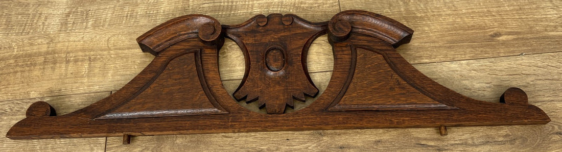 Pediment Antique French Style Oak Hand Carved Decorative Crest LOT 61720