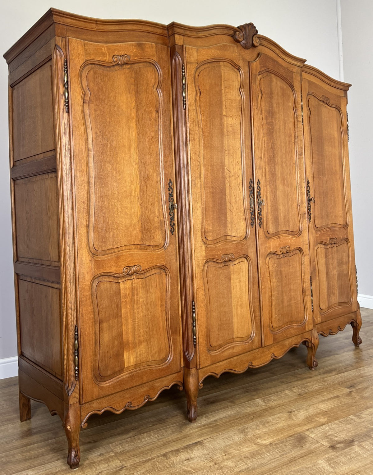 Wardrobe Vintage French Louis XVI Style Oak Four Door Carved Armoire LOT 6504