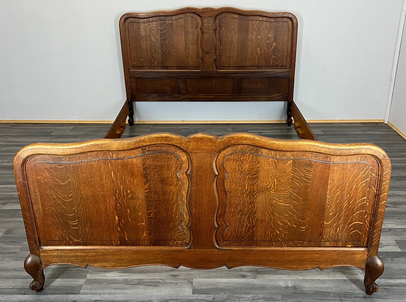 Bed Vintage French Louis XVI Oak Double Bed Frame Carved Headboard LOT 33350