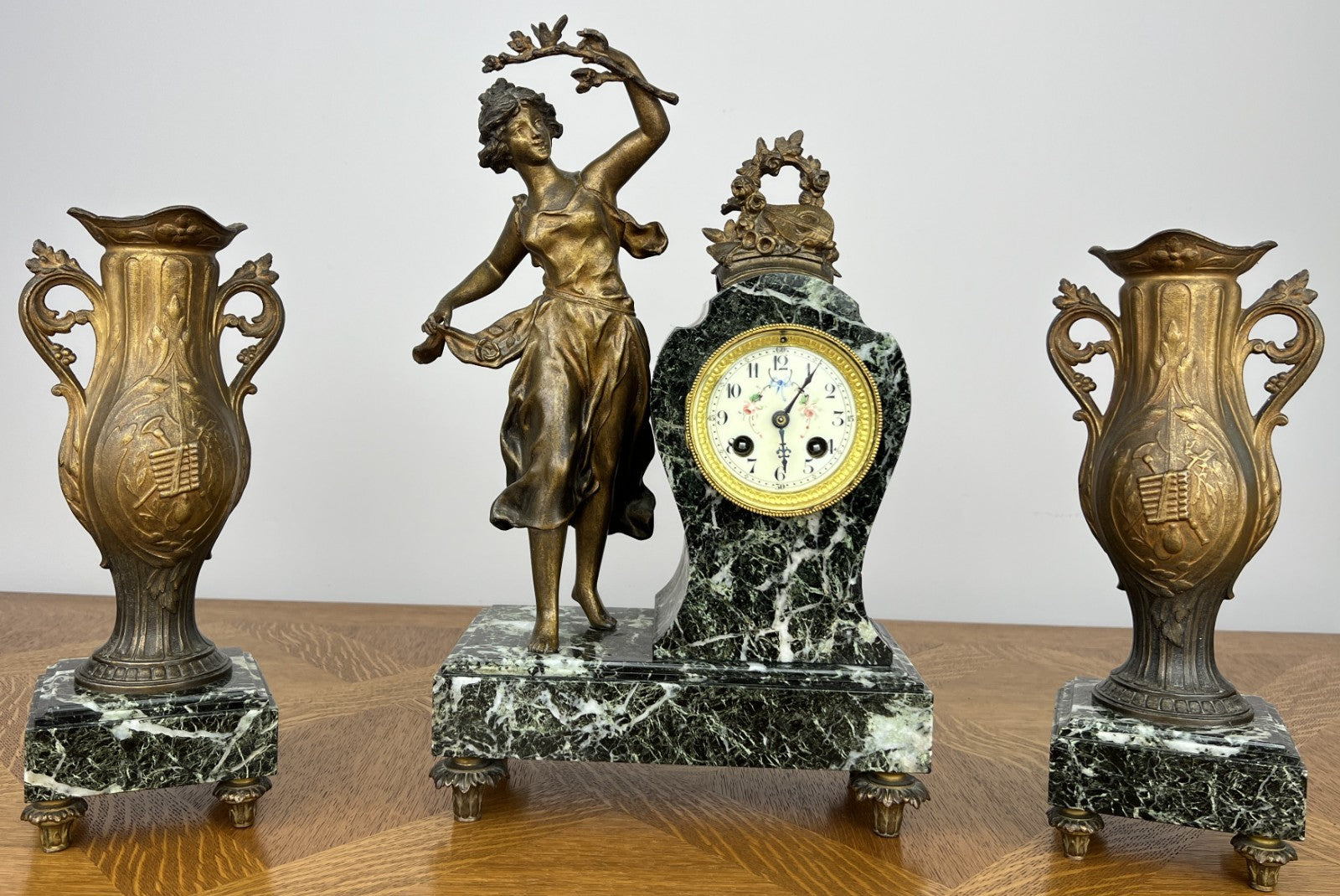Clock Vintage French Style Marble Clock Figurine Garniture Set LOT 60611