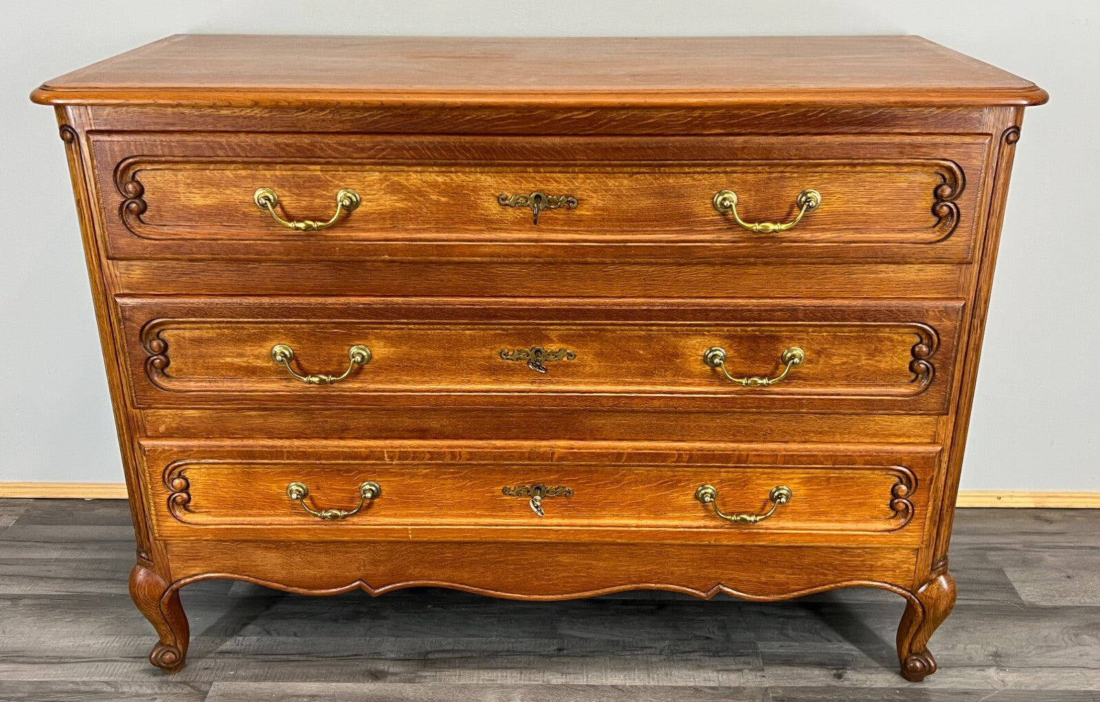 Chest of Drawers Vintage French Louis XVI Style Oak 3 Drawers Cabinet LOT 37702