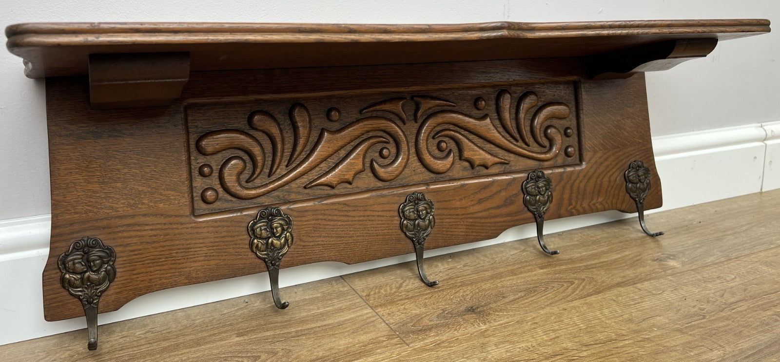 Coat Rack Vintage French Oak Wall Mounted 5 Hooks Carved Rack Hanger LOT 63020