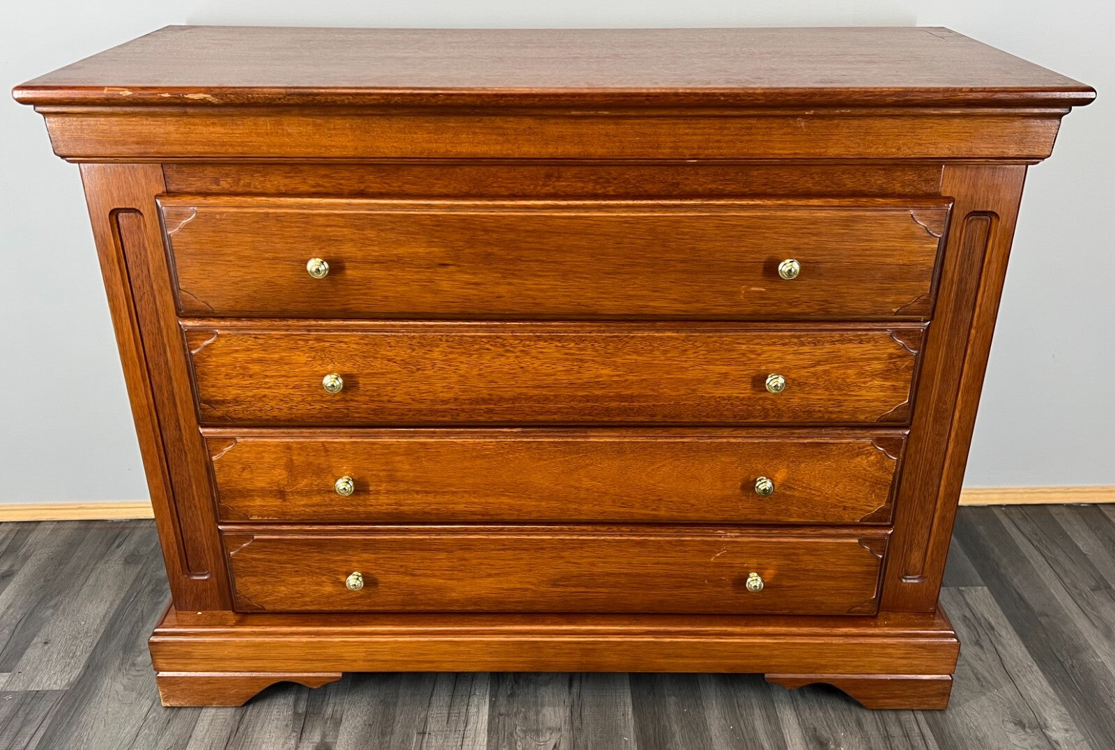 Chest of Drawers Vintage French Style Storage 4 Drawers Cabinet LOT 35981