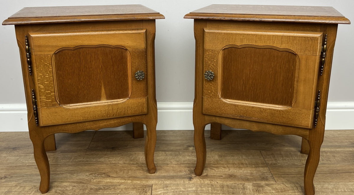 Pair of Bedside Tables Vintage French Louis Oak Nightstands Cabinets LOT 62261