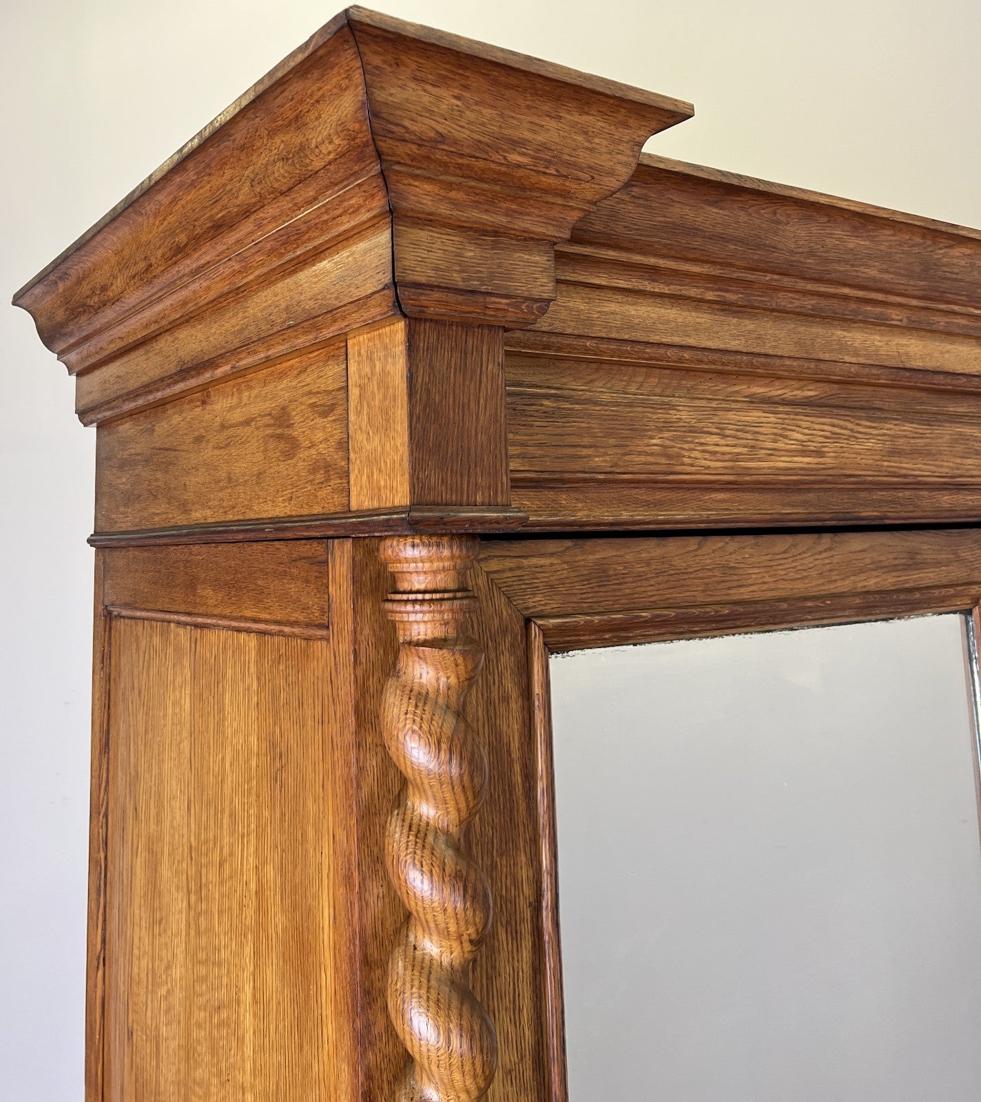 Wardrobe Antique French Oak Two Door Mirrored Carved Armoire Cabinet LOT 61243