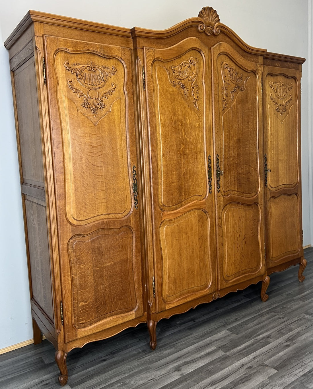 Wardrobe Vintage French Louis XVI Style Oak Four Door Carved Armoire LOT 48230