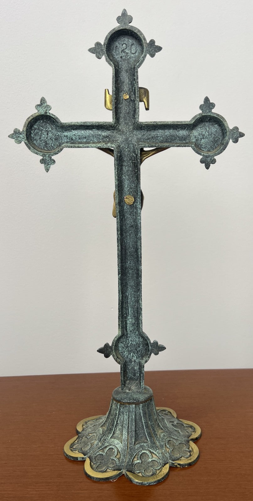 Crucifix Vintage Style Ornate Religious Cross With Candleholders Set LOT 49566