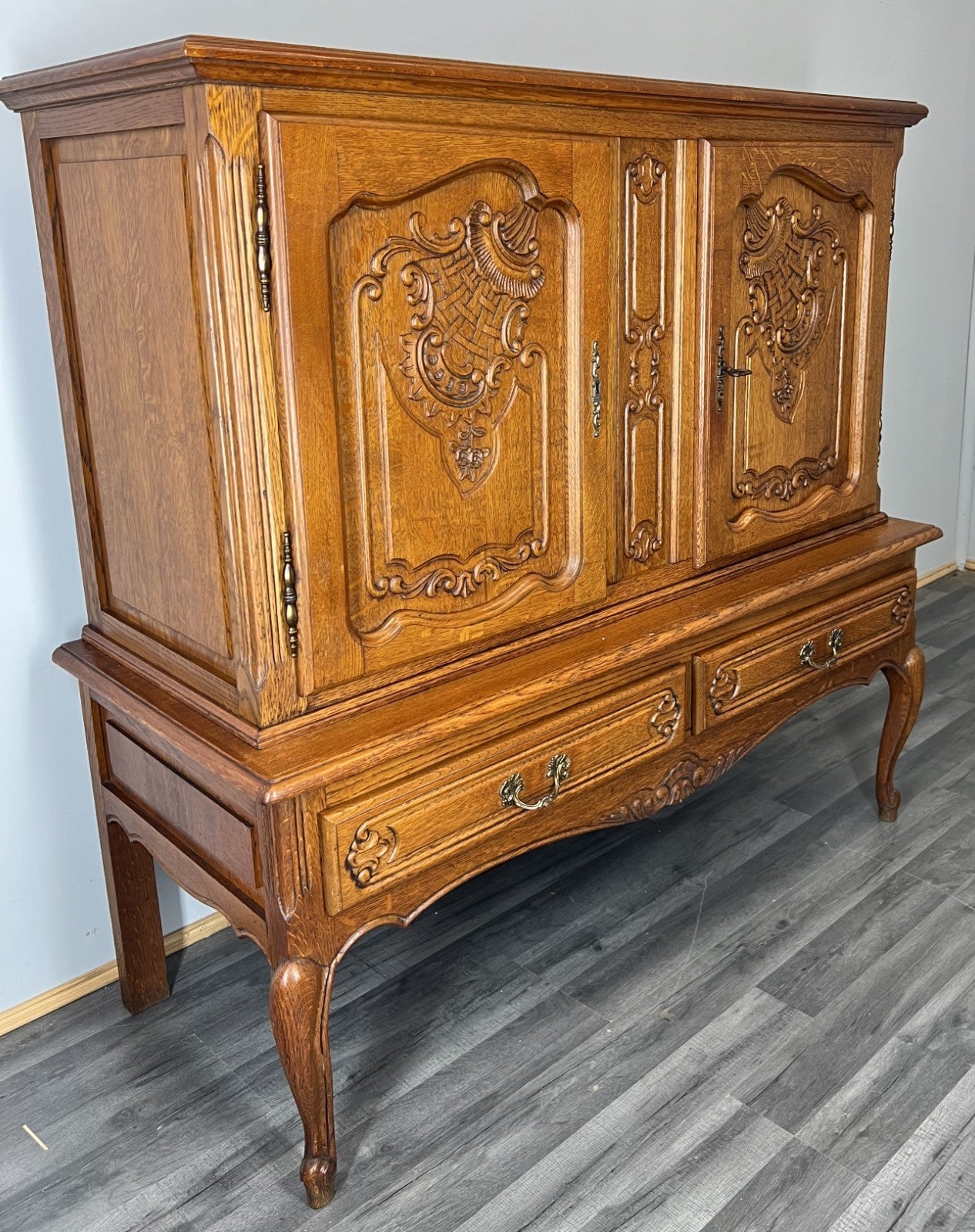 Cabinet Vintage French Louis XVI Oak Carved Sideboard with Drawers LOT 40153