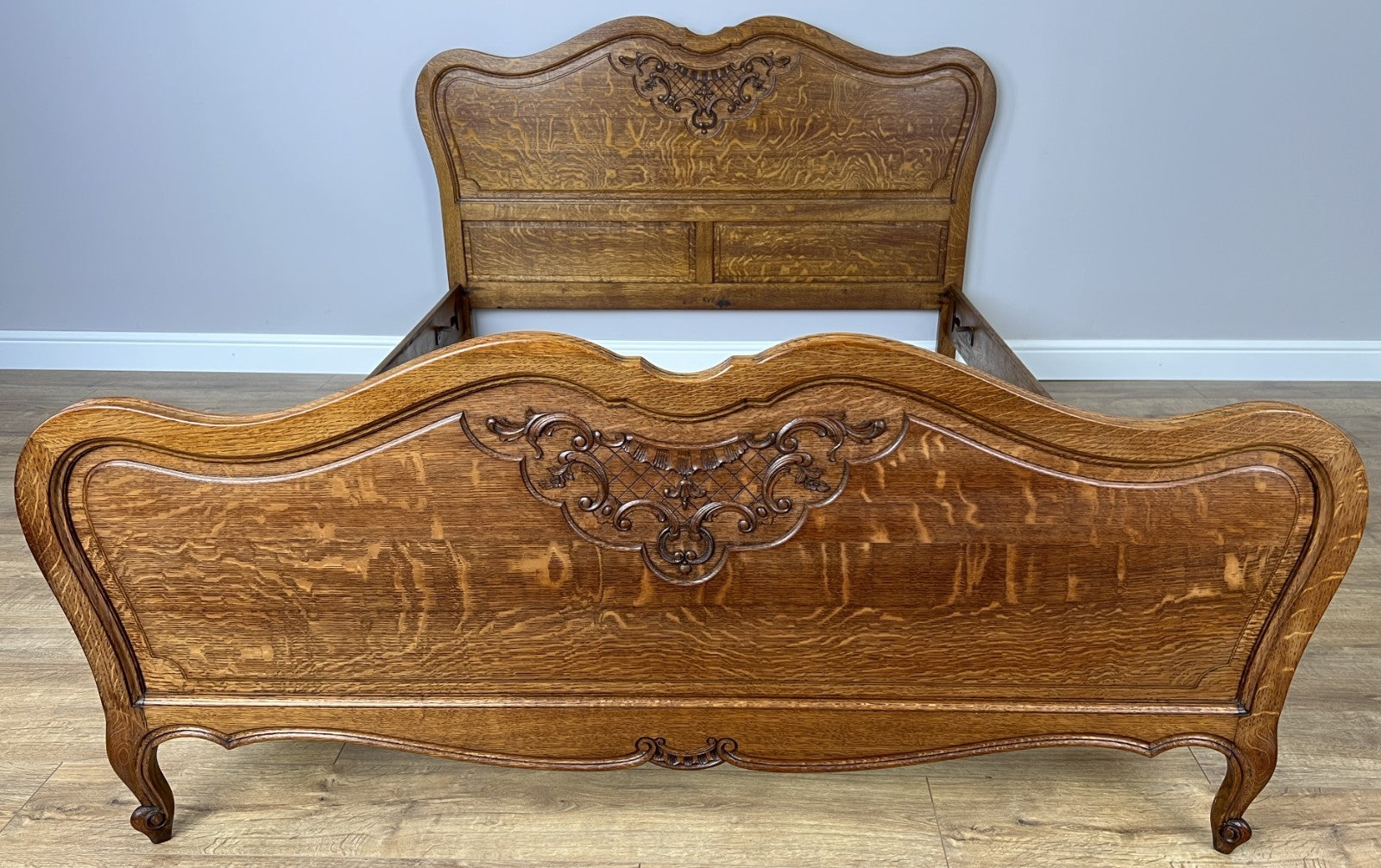 Bed Vintage French Louis XVI Double Bed Frame Oak Carved Headboard LOT 48763