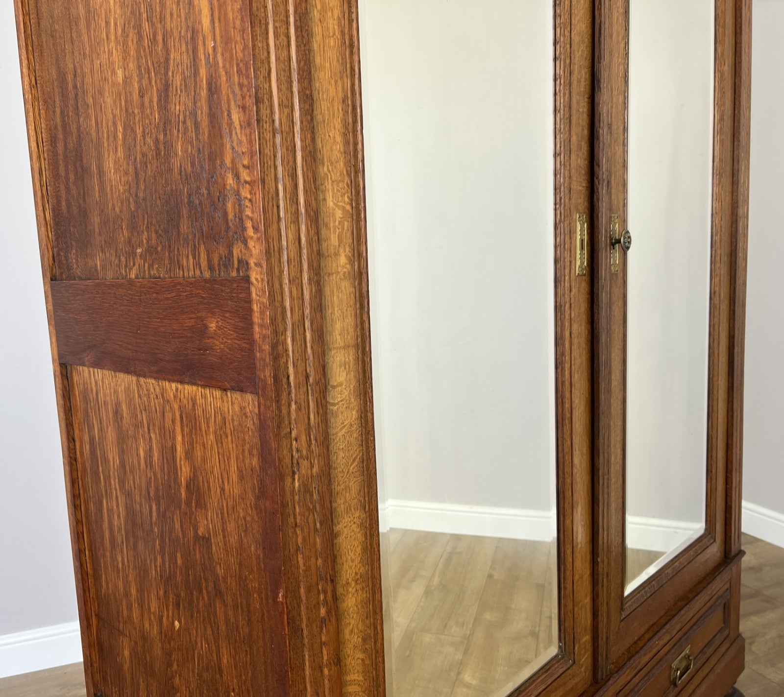 Wardrobe Antique French Style Oak Two Door Carved Mirrored Armoire LOT 61627