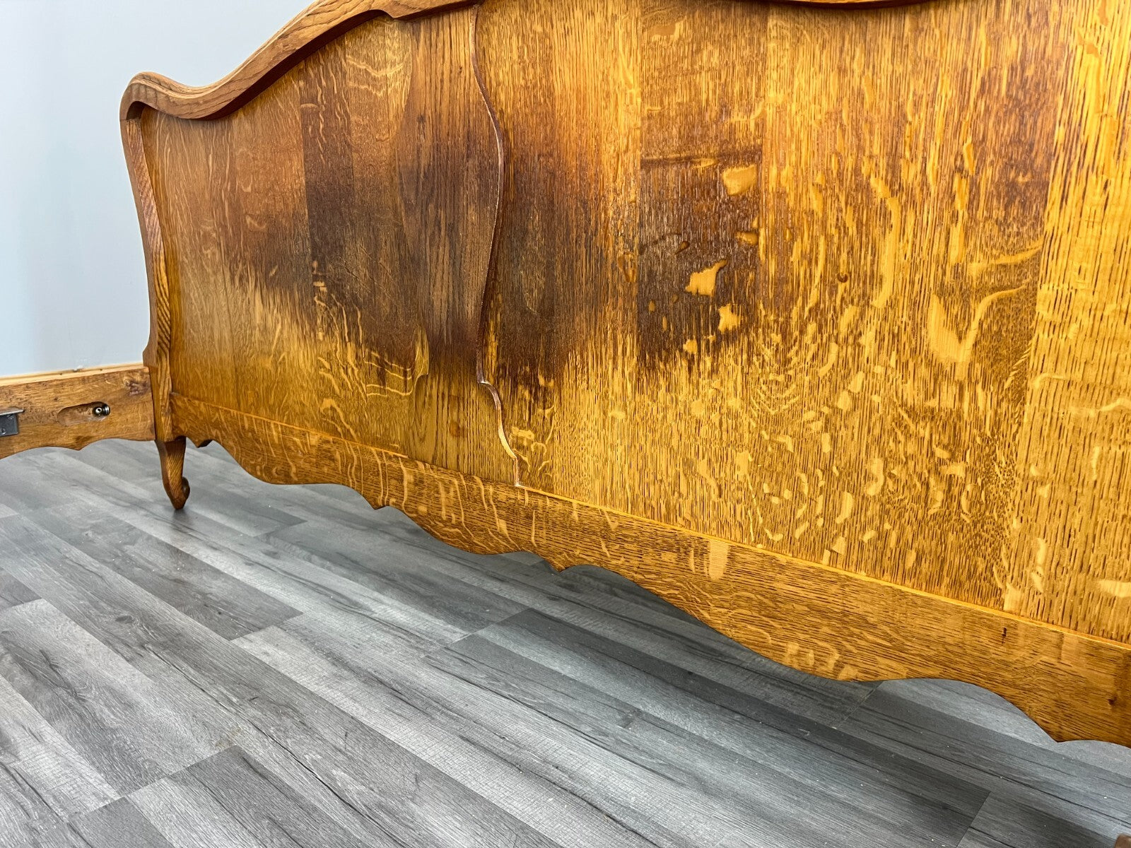 Bed Vintage French Louis XVI Oak Double Bed Frame Carved Headboard LOT 36998