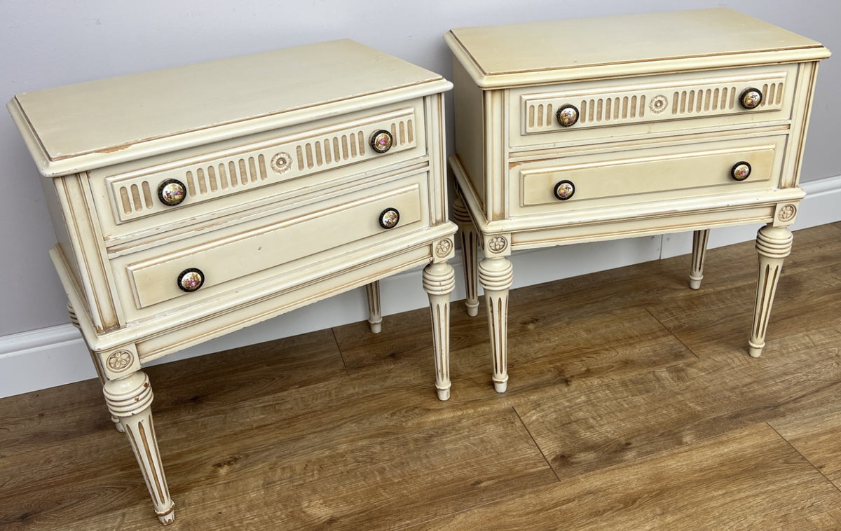 Pair of Bedside Tables Vintage French Shabby Chic Nightstands Cabinets LOT 62282
