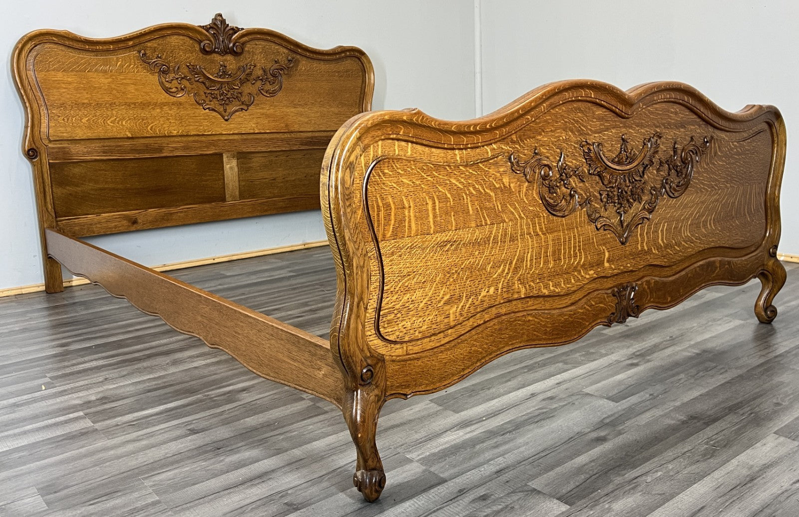 Bed Vintage French Louis XVI Double Bed Frame Oak Carved Headboard LOT 46121