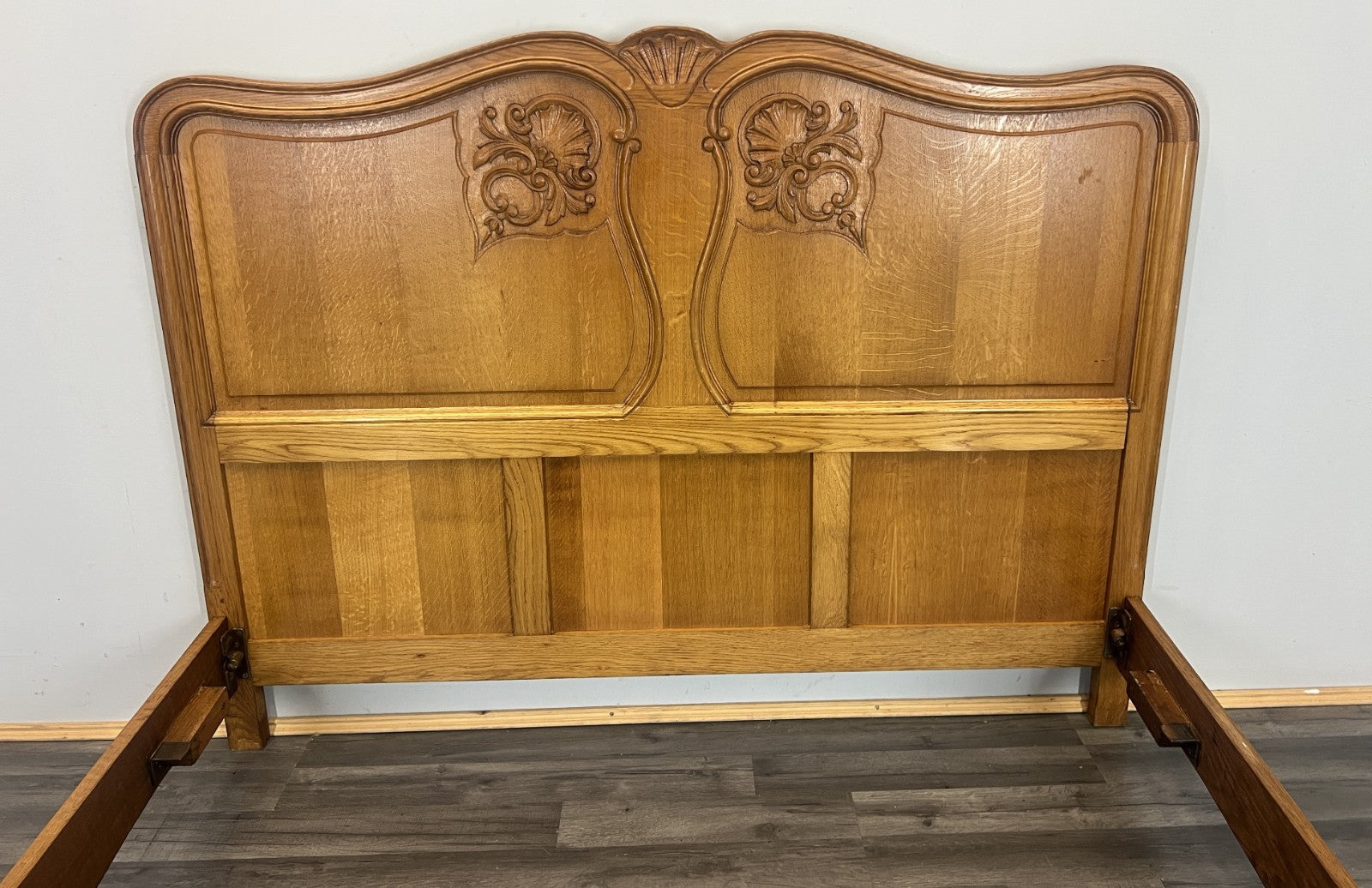 Bed Vintage French Louis XVI Double Bed Frame Oak Carved Headboard LOT 46078