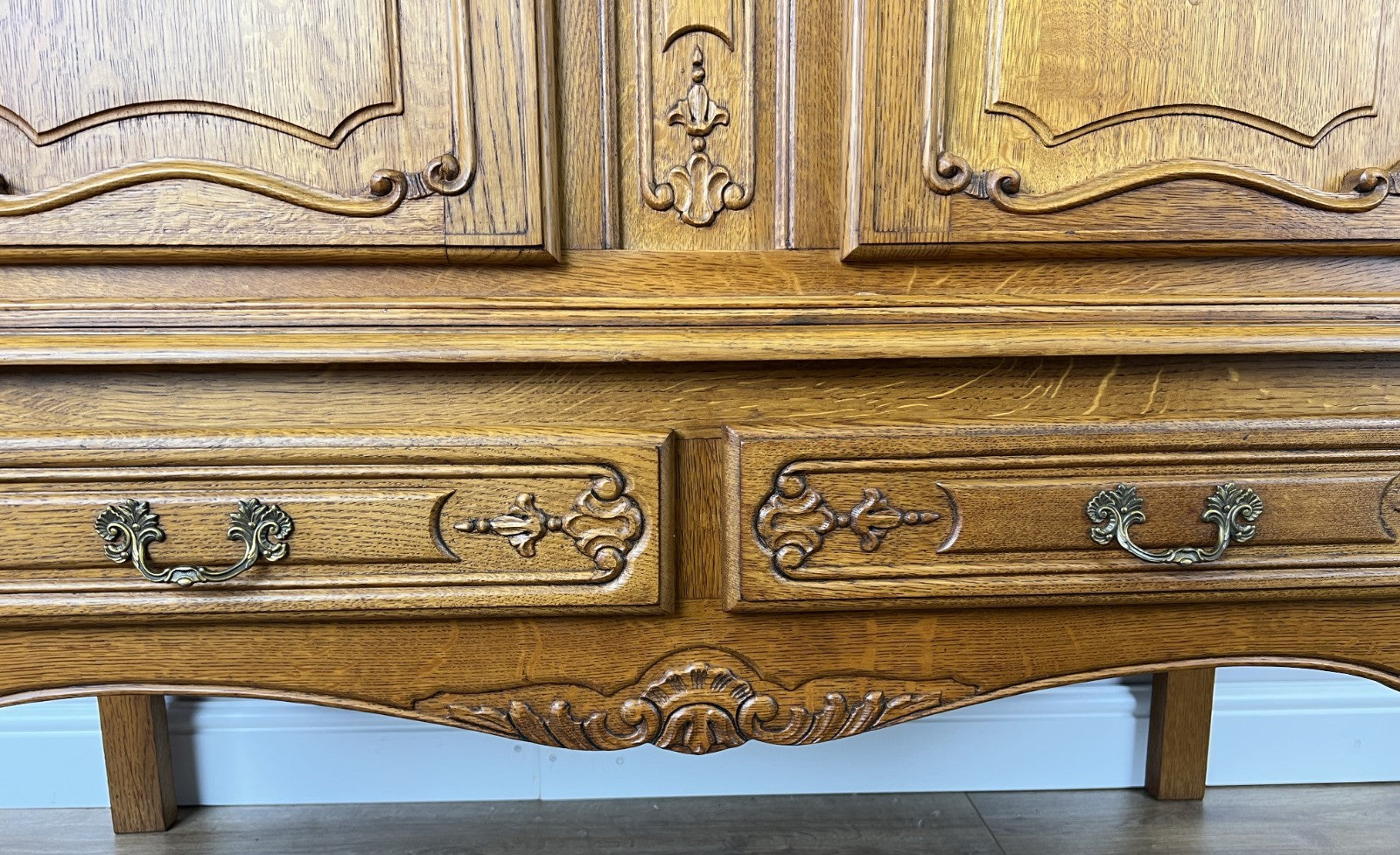 Cabinet Vintage French Louis XVI Oak Display Buffet Carved Sideboard LOT 63167