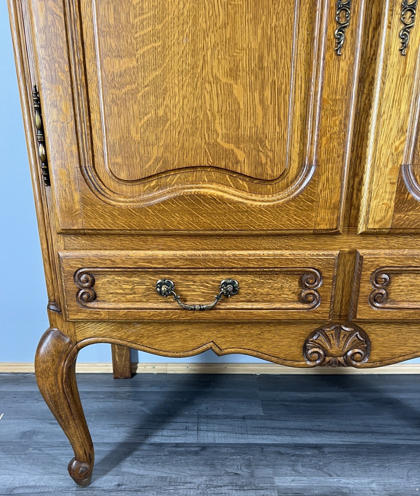 Cabinet Vintage French Louis XVI Oak Carved Cupboard with 2 Drawers LOT 44603