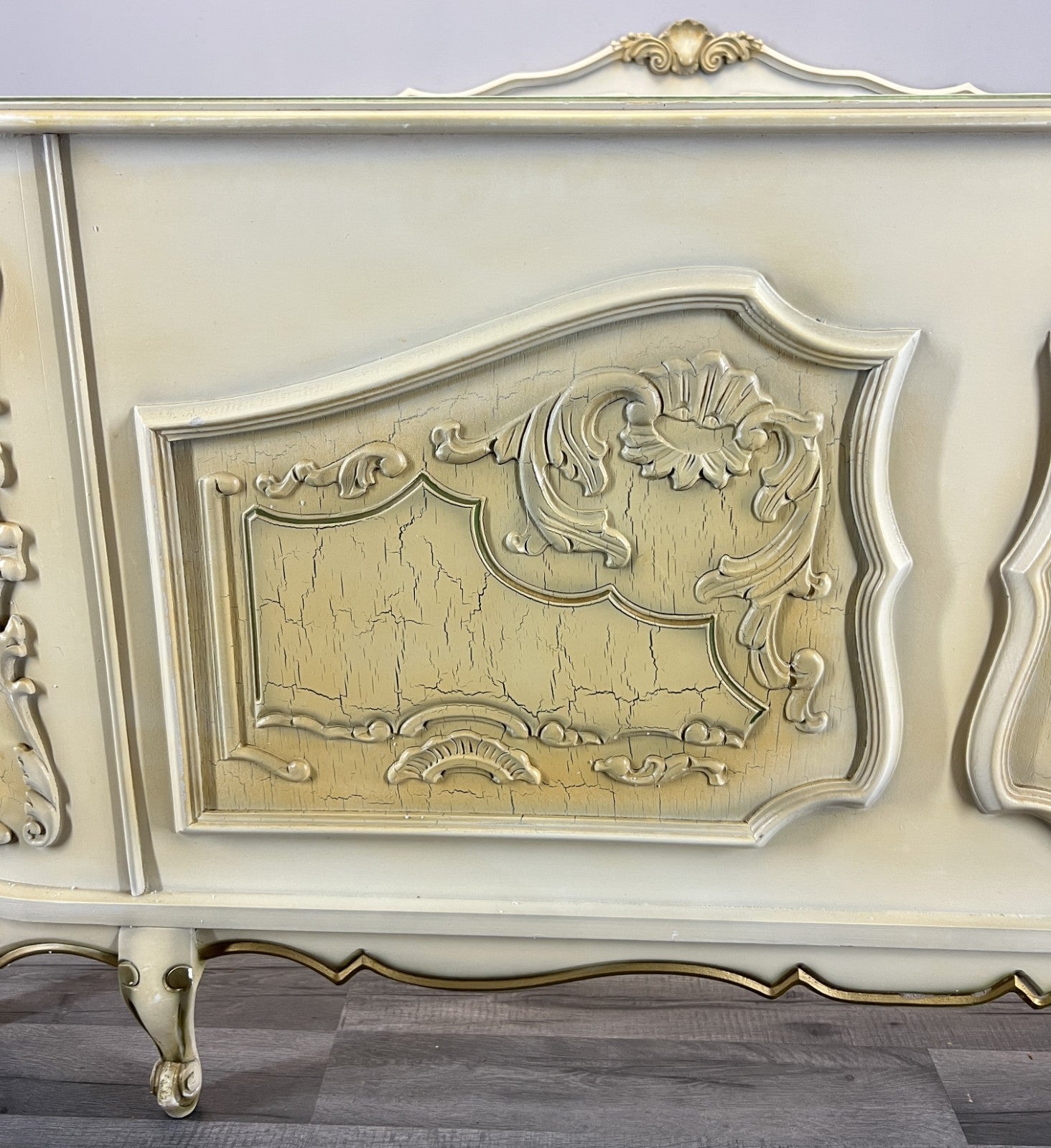 Bed Vintage Shabby Chic Double Bed Frame Headboard with Bedsides Tables LOT 46363