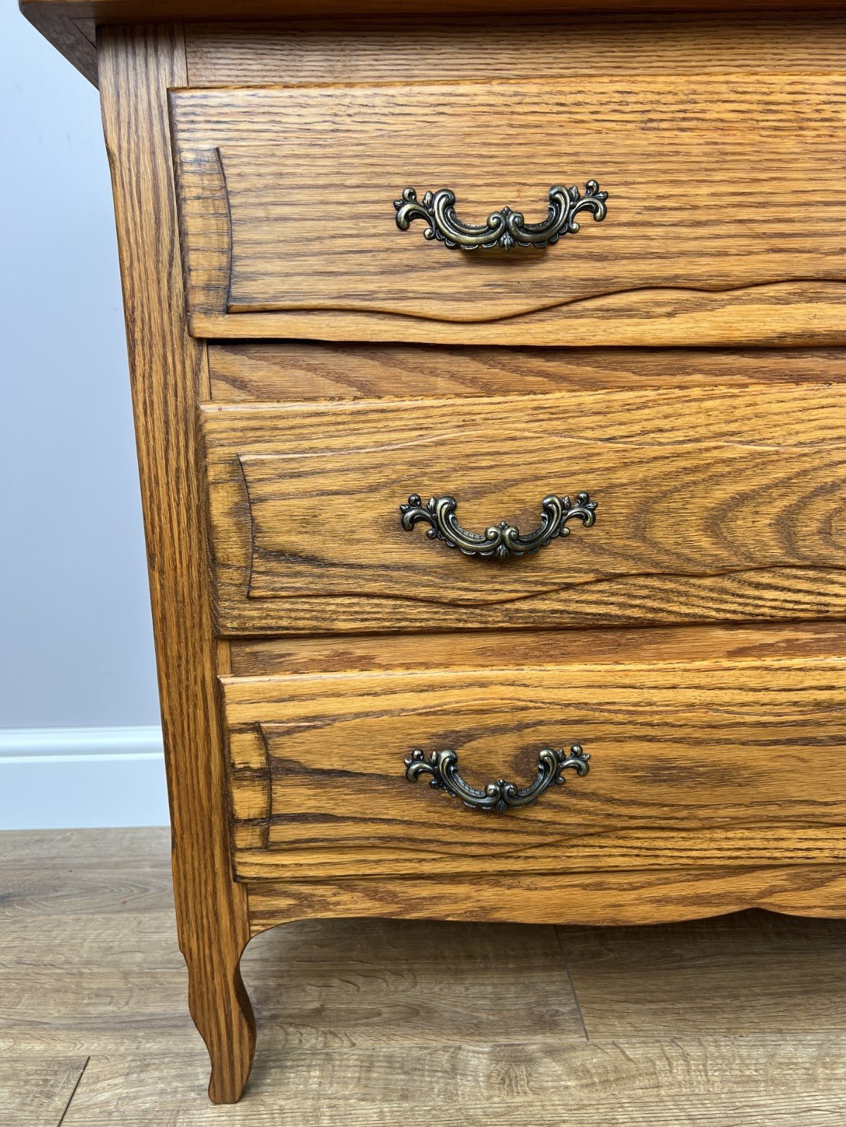 Chest of Drawers Vintage French Louis Oak 3 Drawers Carved Cabinet LOT 62565
