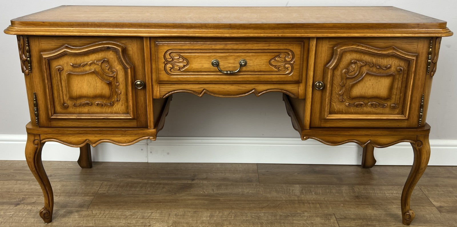 Sideboard Vintage French Louis Style Carved Cupboard TV Stand Cabinet LOT 62711