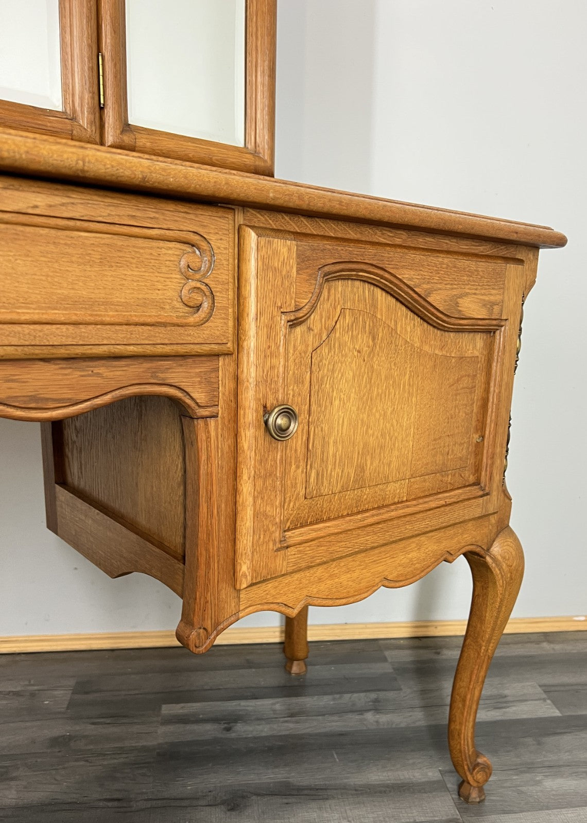 Vintage Dressing Table with mirror French Louis Oak Vanity Table Makeup LOT 45606