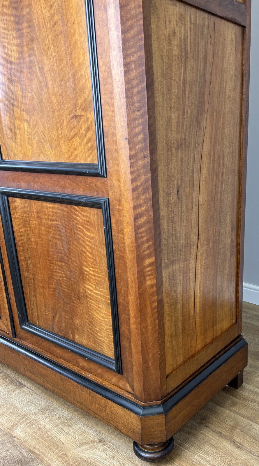 Wardrobe Antique French Style Walnut Two Door Carved Armoire Cabinet LOT 613212
