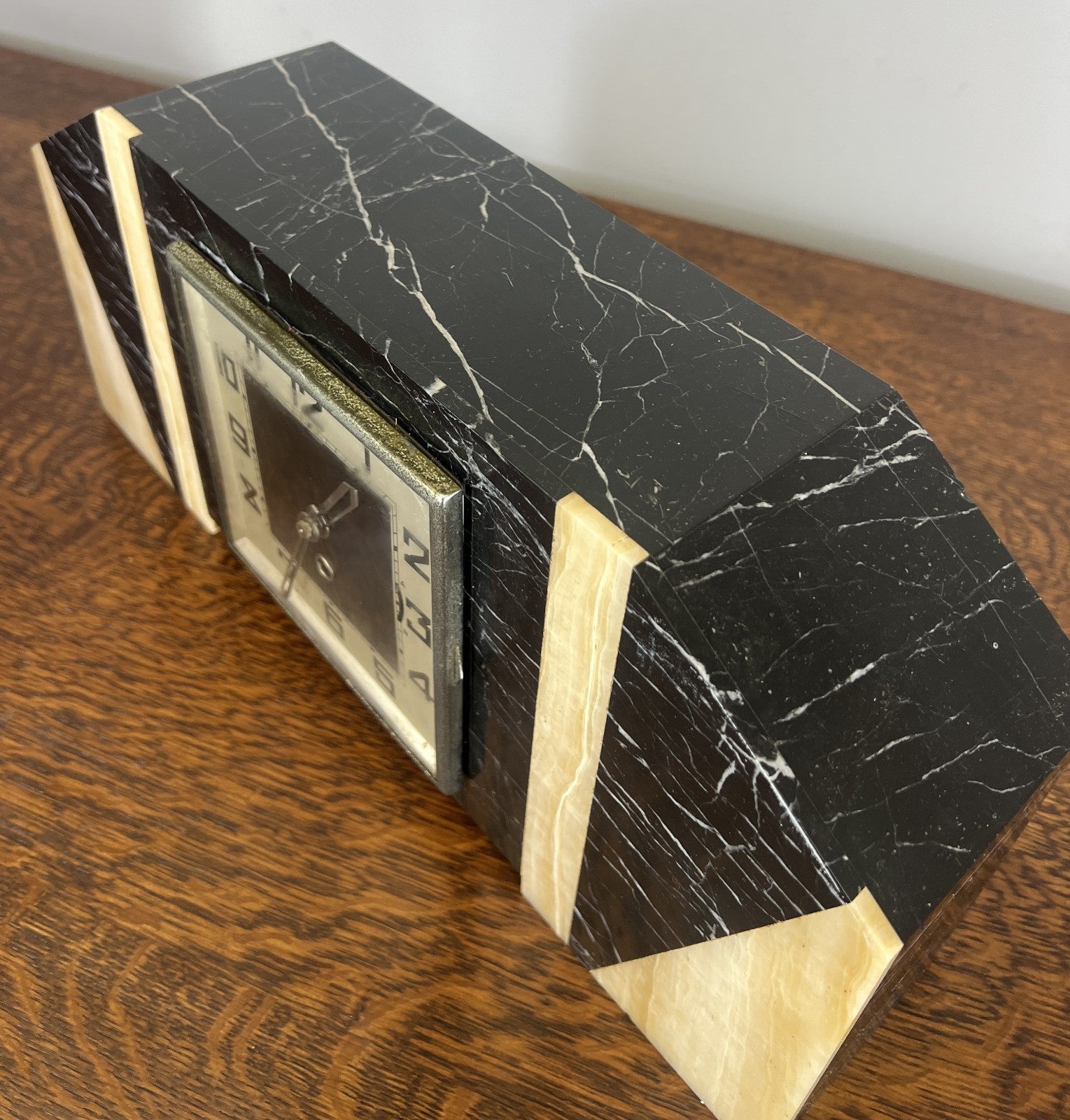 Clock Vintage French Style Art Deco Marble Mantel Clock Set LOT 47654