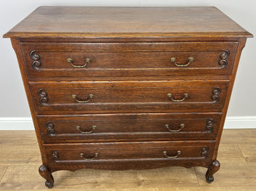 Chest of Drawers Vintage French Louis Oak 4 Drawers Carved Cabinet LOT 6527