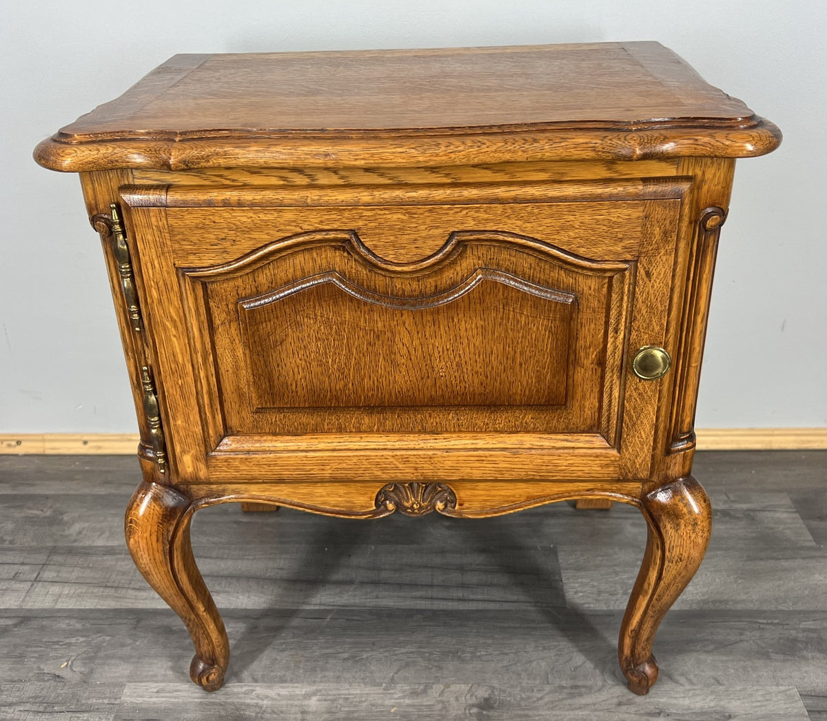 French Vintage Oak Bedside Tables Pair Cupboards Cabinets Louis XVI LOT 3943