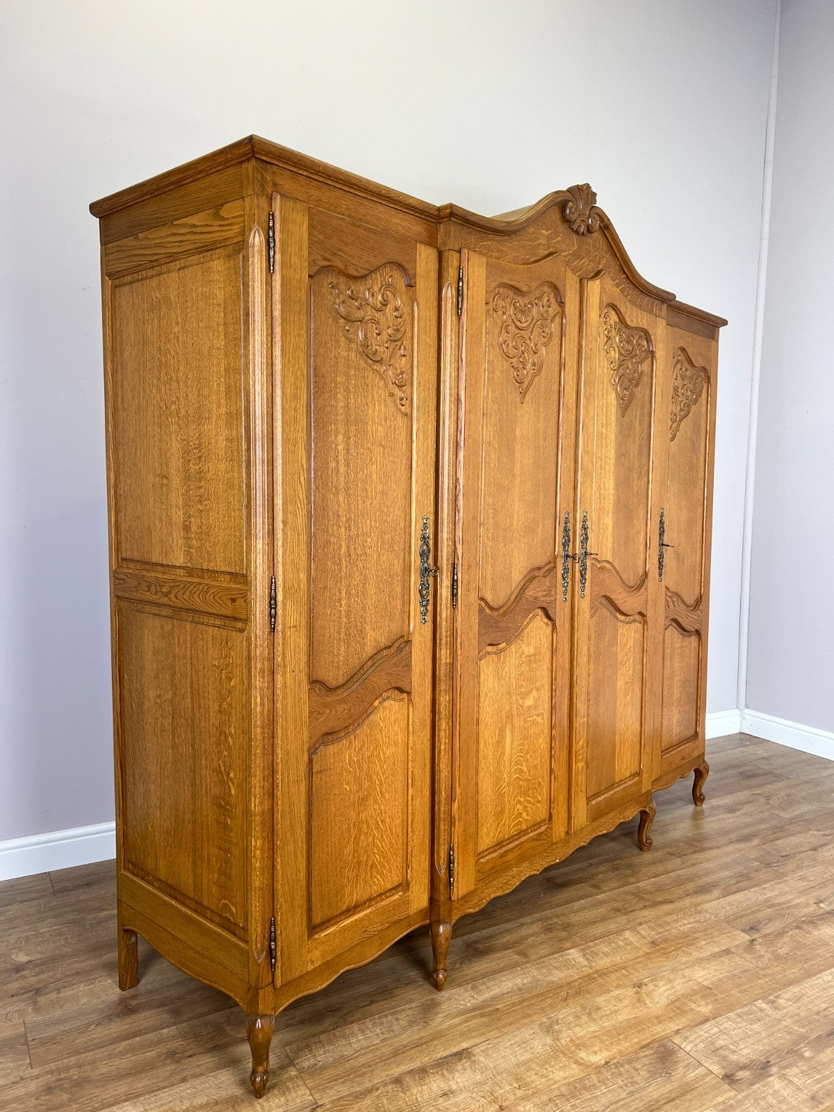 Wardrobe Vintage French Louis XVI Style Oak Four Door Carved Armoire LOT 64551