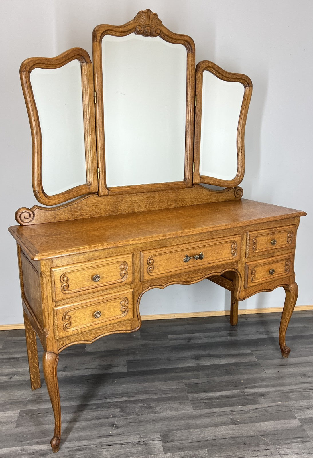 Vintage Dressing Table with mirror French Louis Oak Vanity Table Makeup LOT 45621