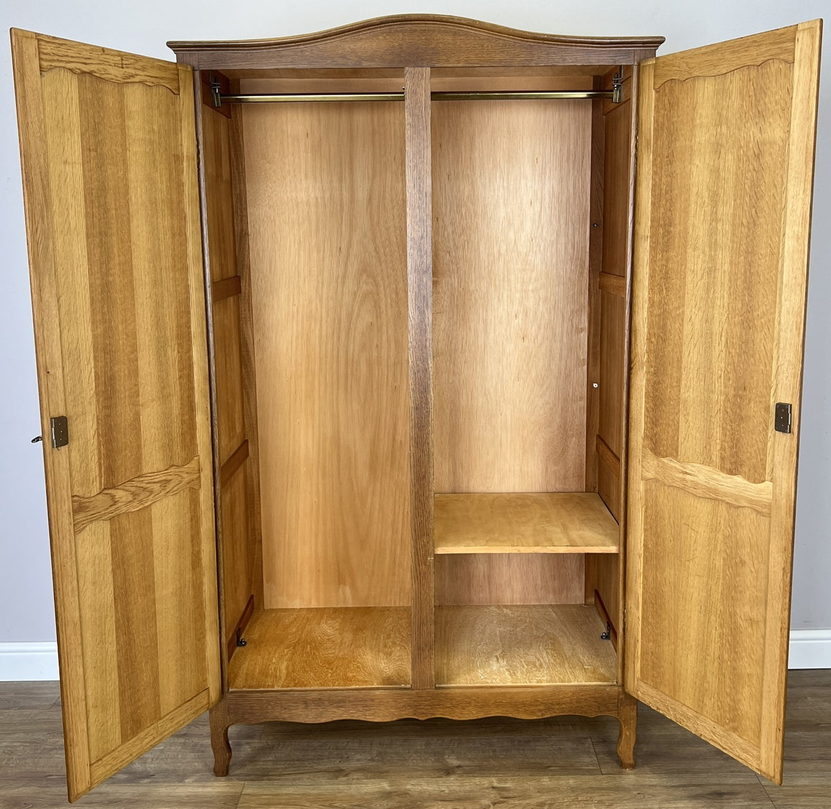 Wardrobe Vintage French Louis Oak Two Door Bedroom Storage Armoire LOT 6523