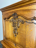 Cabinet Vintage French Louis XIV Style Cabriole Legs Carved Sideboard LOT 29179