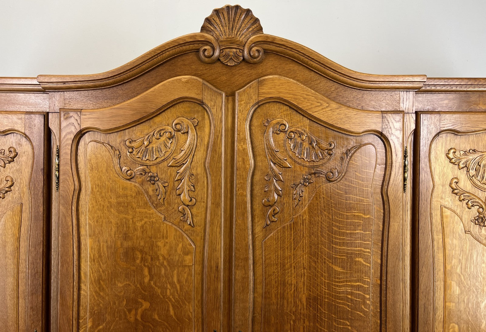 Wardrobe Vintage French Louis XVI Style Oak Four Door Carved Armoire LOT 48232