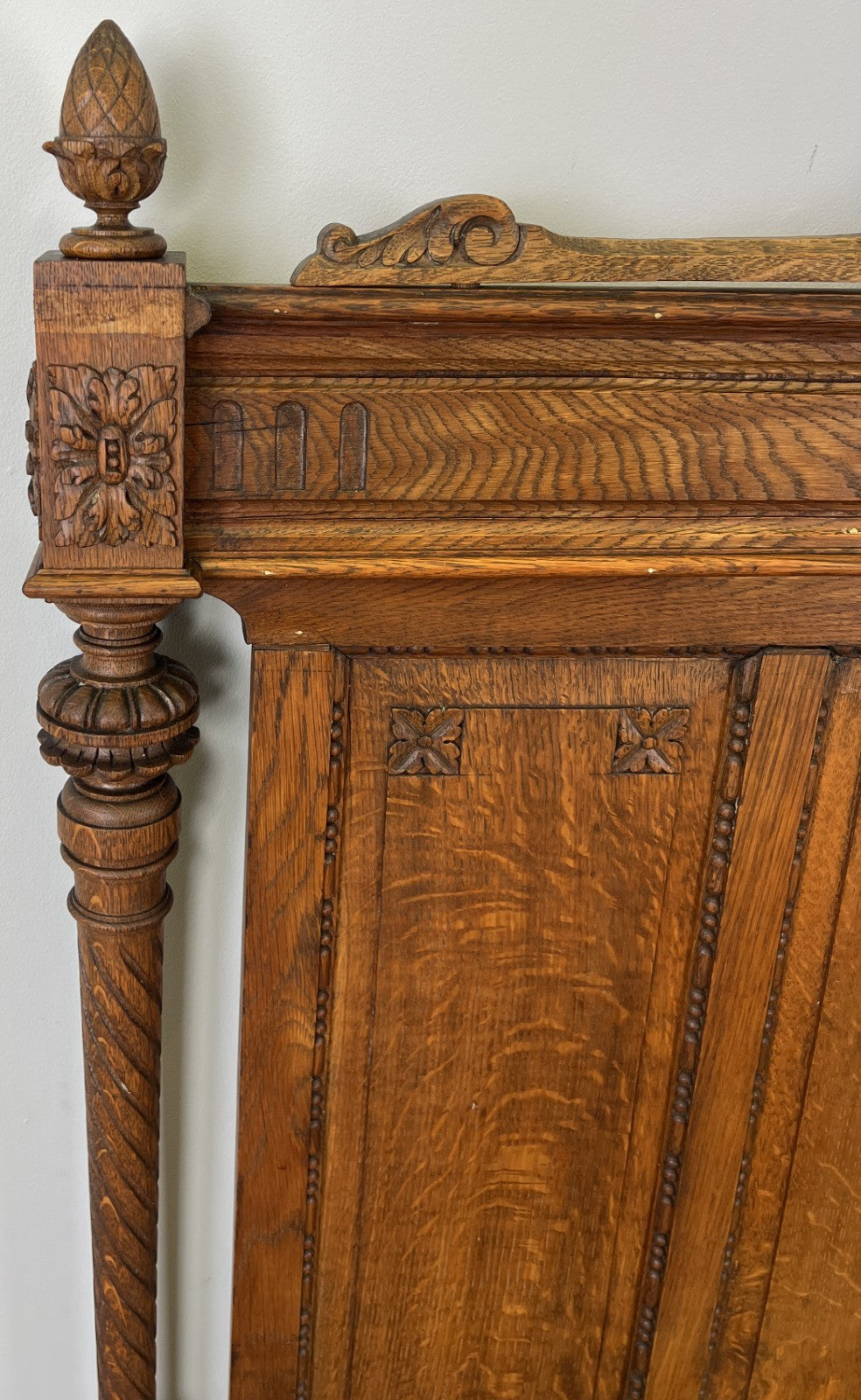 Bed Antique French Style Oak Double Bed Frame Carved Headboard LOT 615110