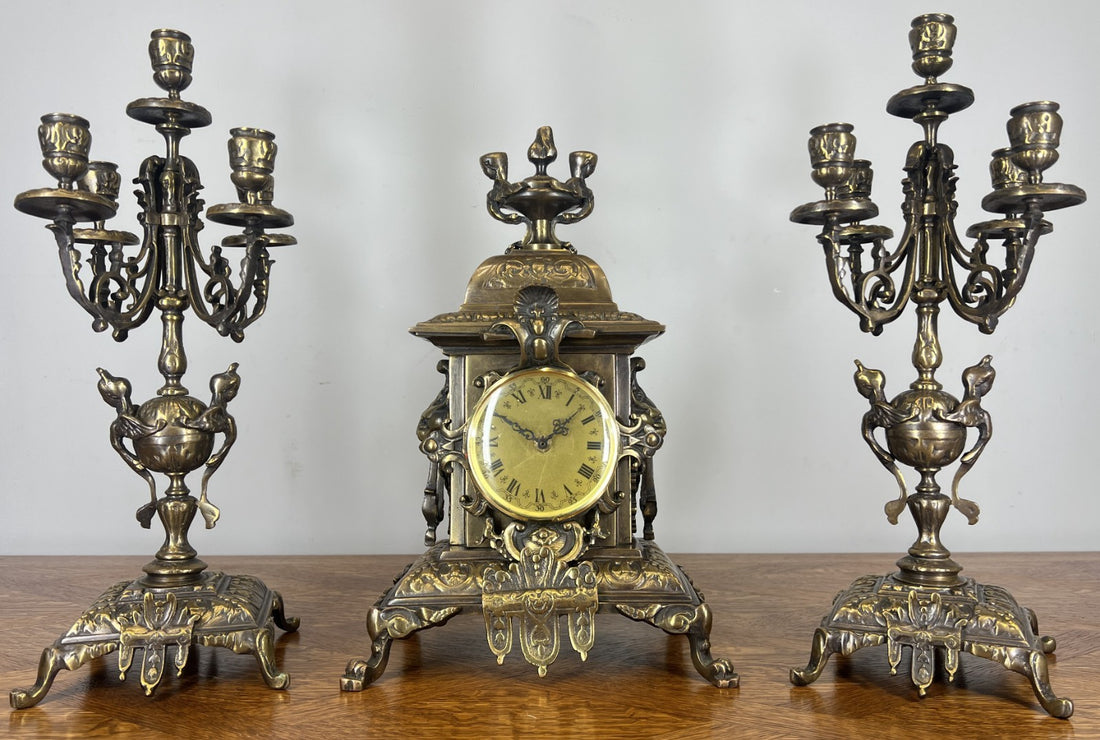 Clock Vintage French Style Mantel Clock Garniture With Candelabras LOT 46490