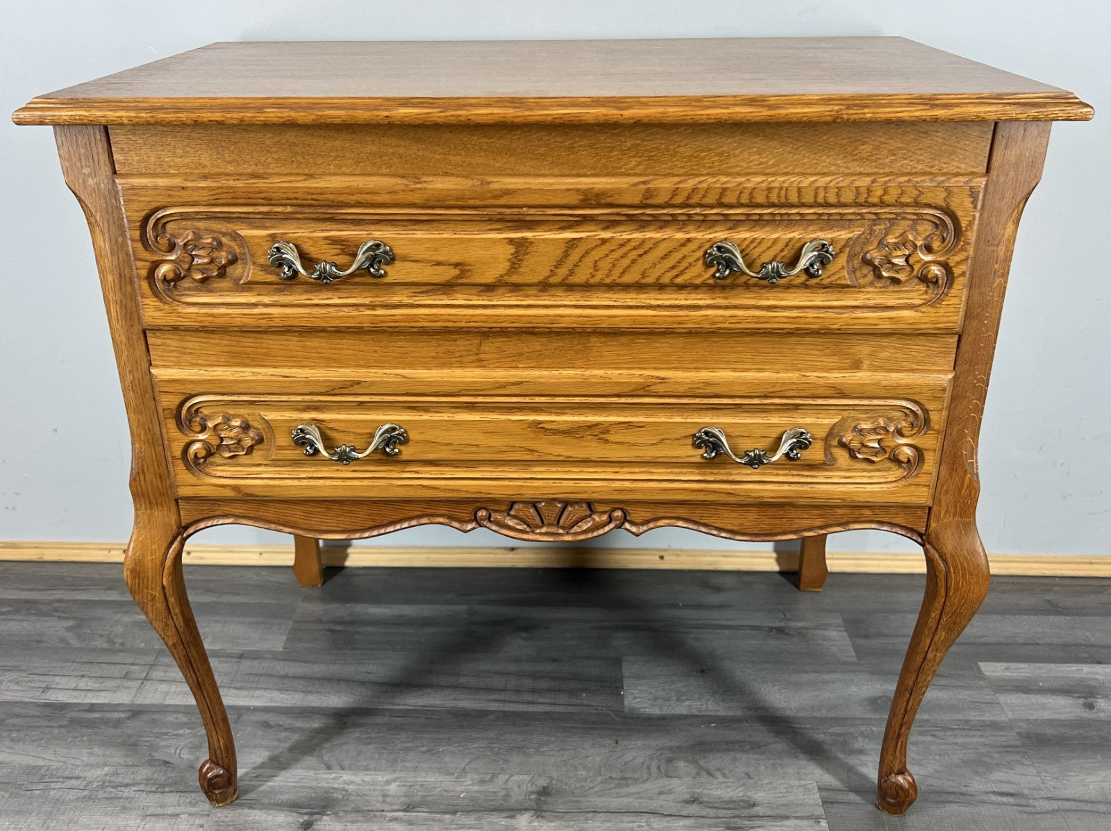 Chest of Drawers Vintage French Louis Oak 2 Drawers Ornate Cabinet LOT 44382