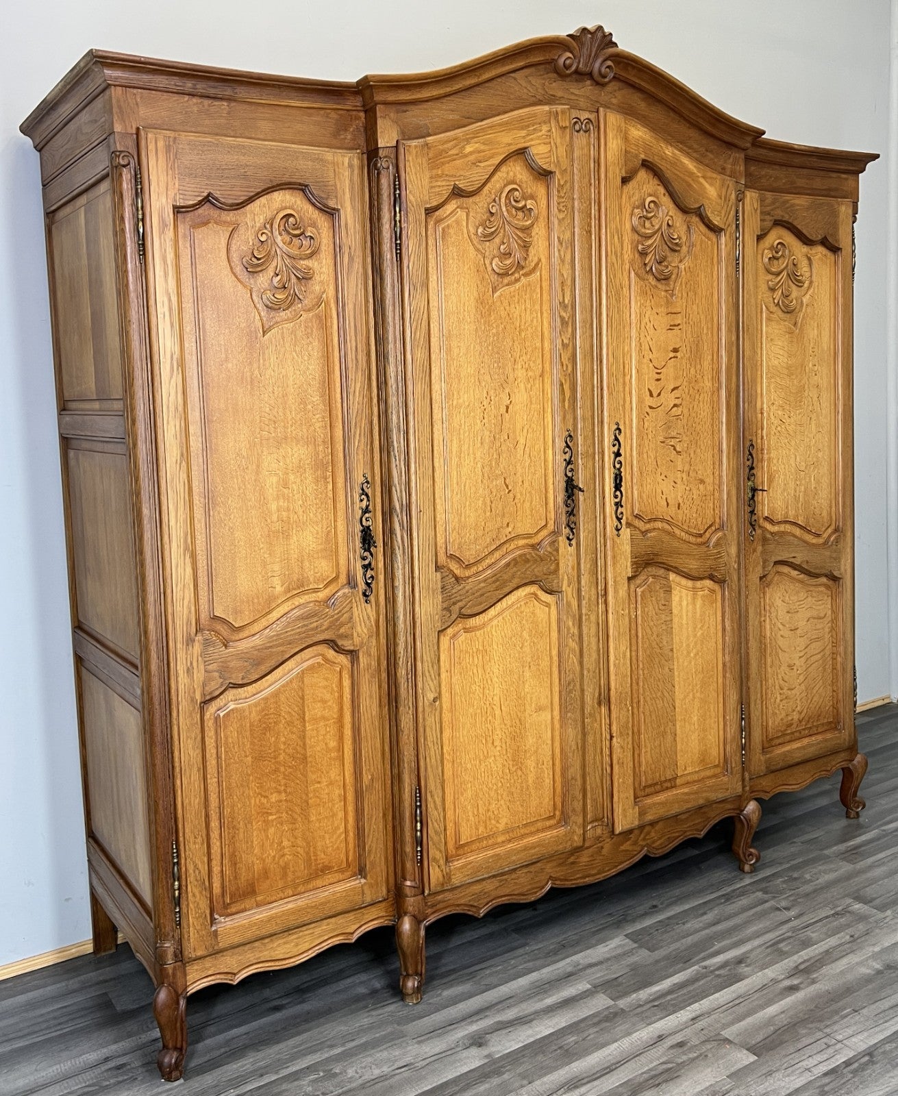 Wardrobe Vintage French Louis XVI Style Oak Four Door Armoire LOT 48131
