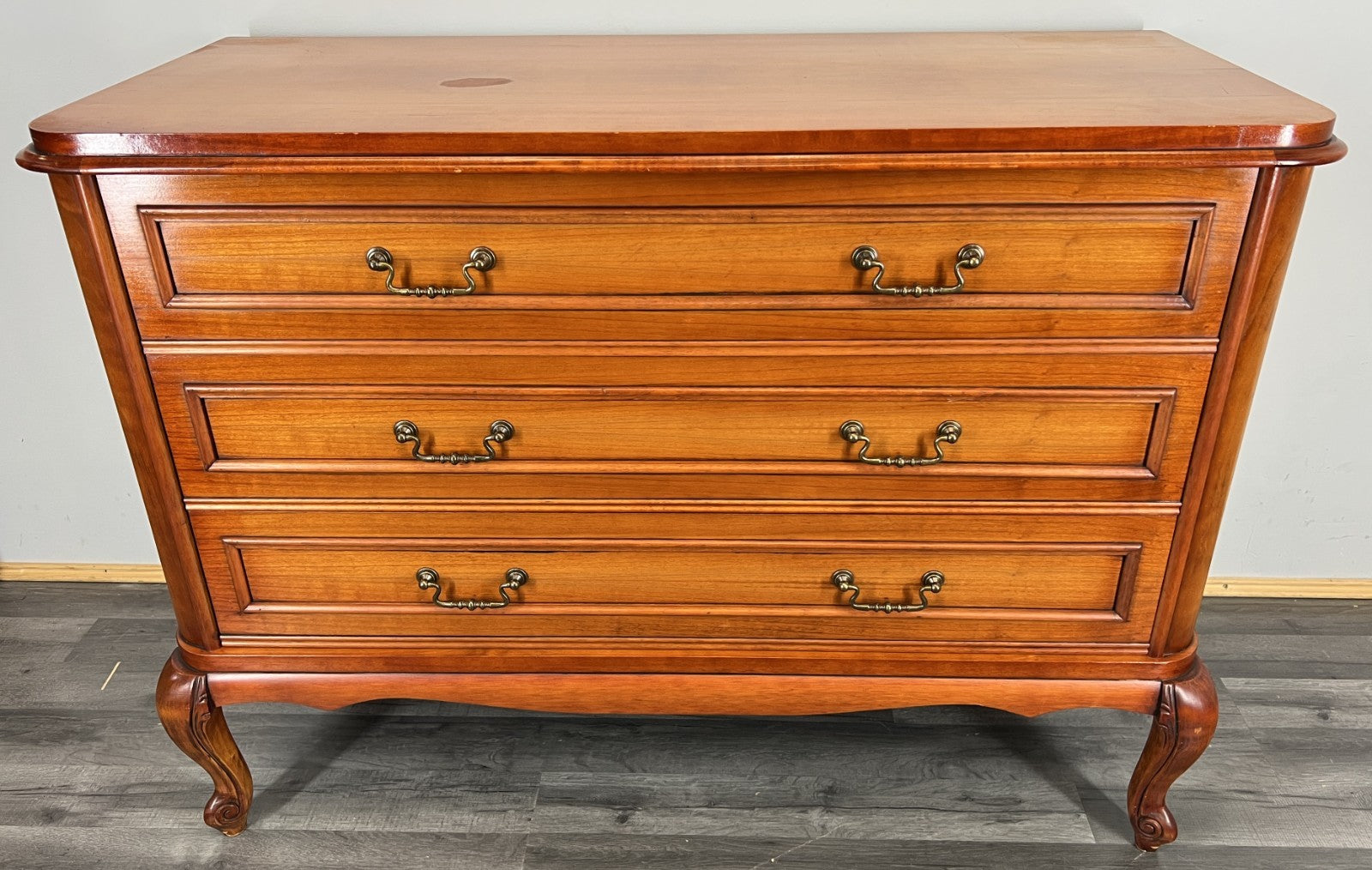 Chest of Drawers Vintage French Louis XVI Style Carved Cabinet LOT 43262