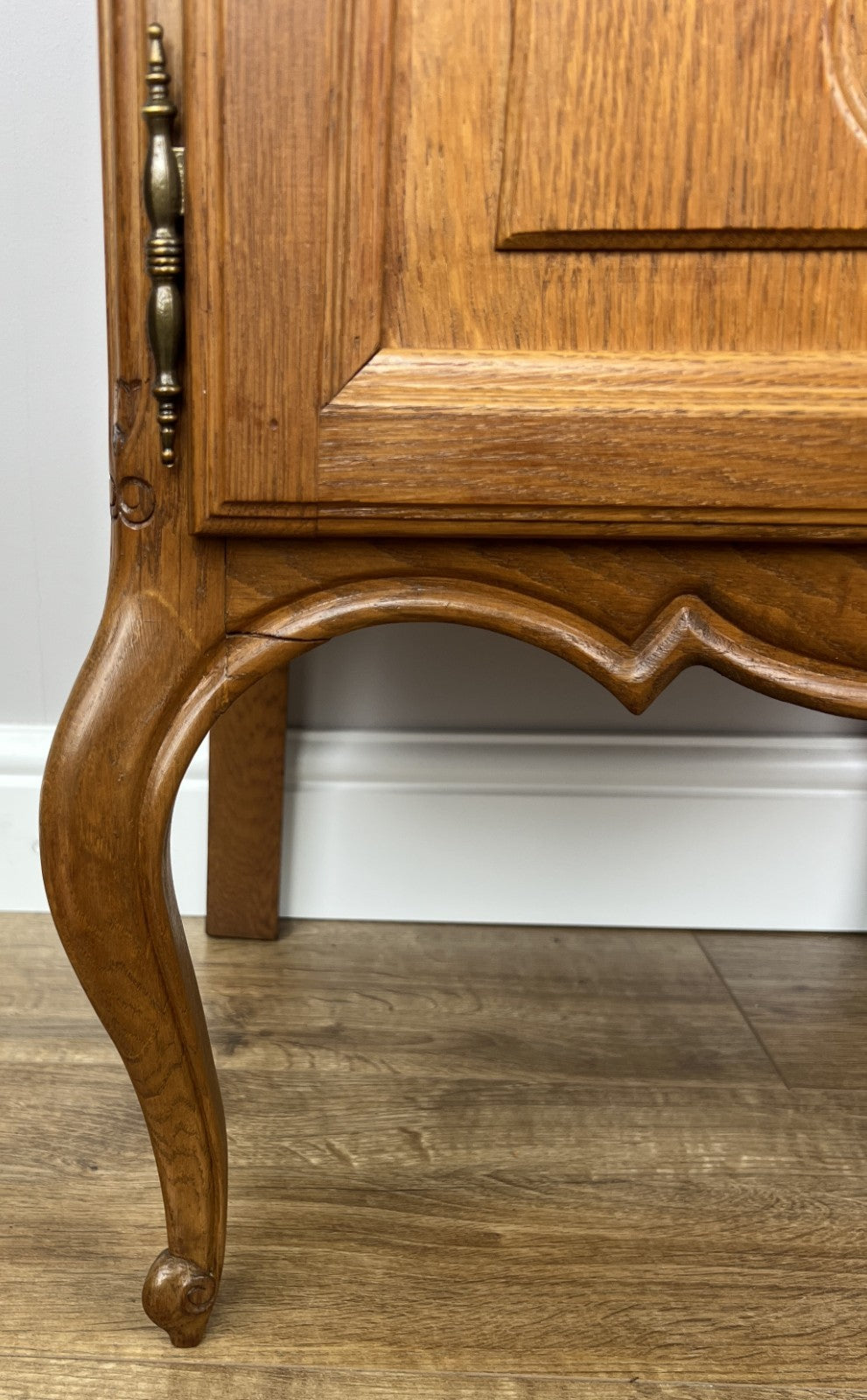 Pair of  Bedside Tables Vintage French Louis Oak Nightstands Cabinets LOT 49106