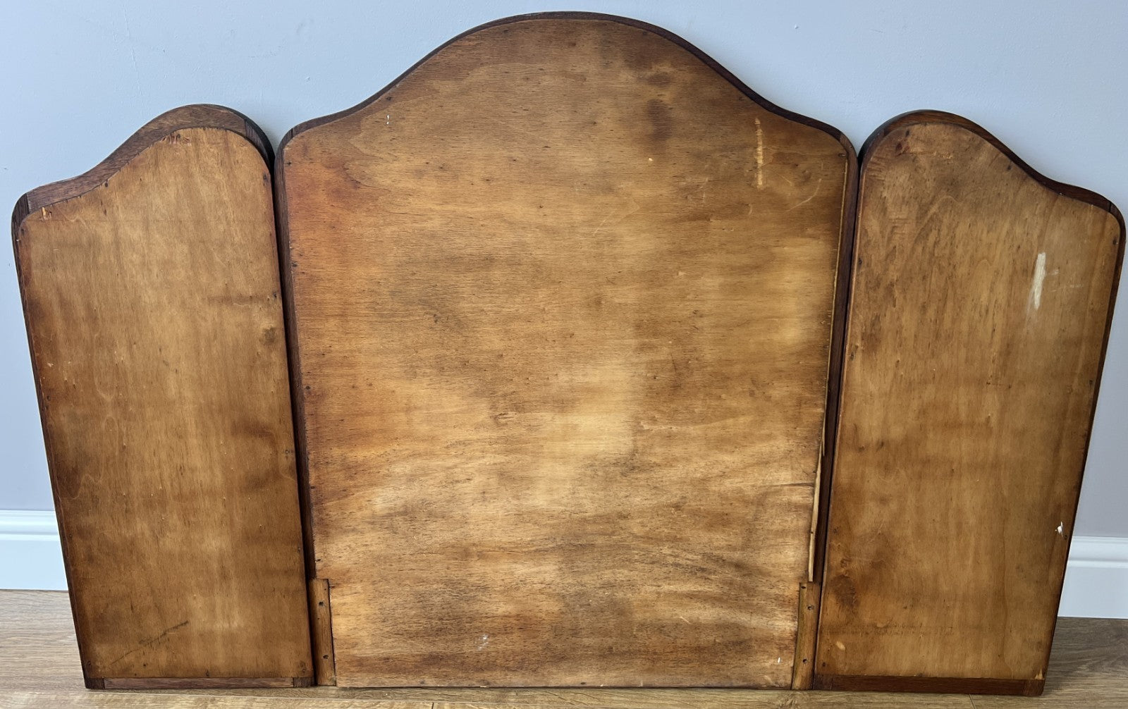 Mirror Antique French Oak Triple Folding Carved Dressing Table Mirror LOT 61379