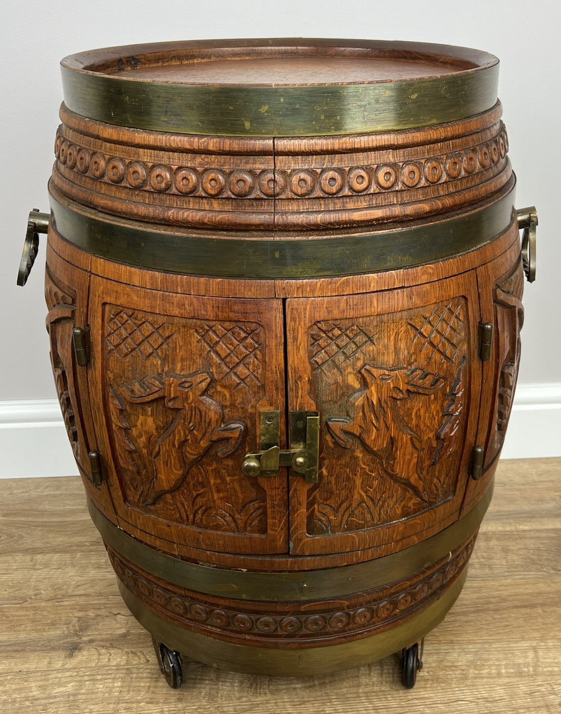 Cabinet Vintage French Style Barrel Drink Cabinet Oak Carved Storage LOT 49620